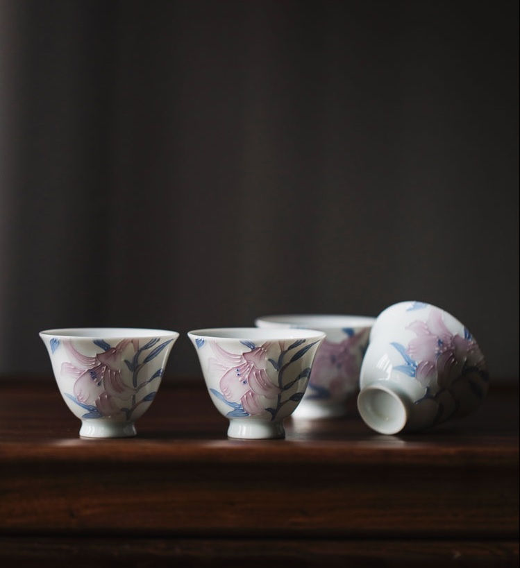 Thumbnail: Lost in Romance Lily Teacups