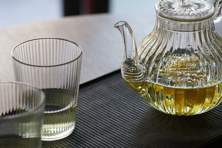 Thumbnail: Japanese Style Glass Chrysanthemum Glass Pot
