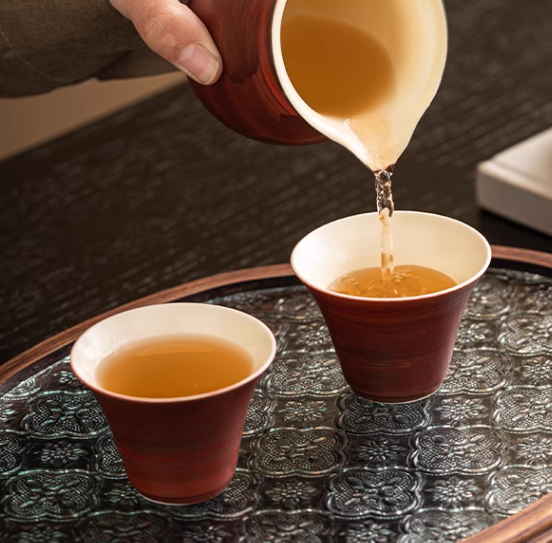 Thumbnail: Rosewood Silver Sakura Gaiwan (150ml)