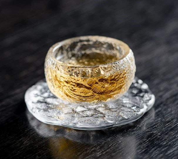 Thumbnail: Delux Hammered Glass Lotus Teacup
