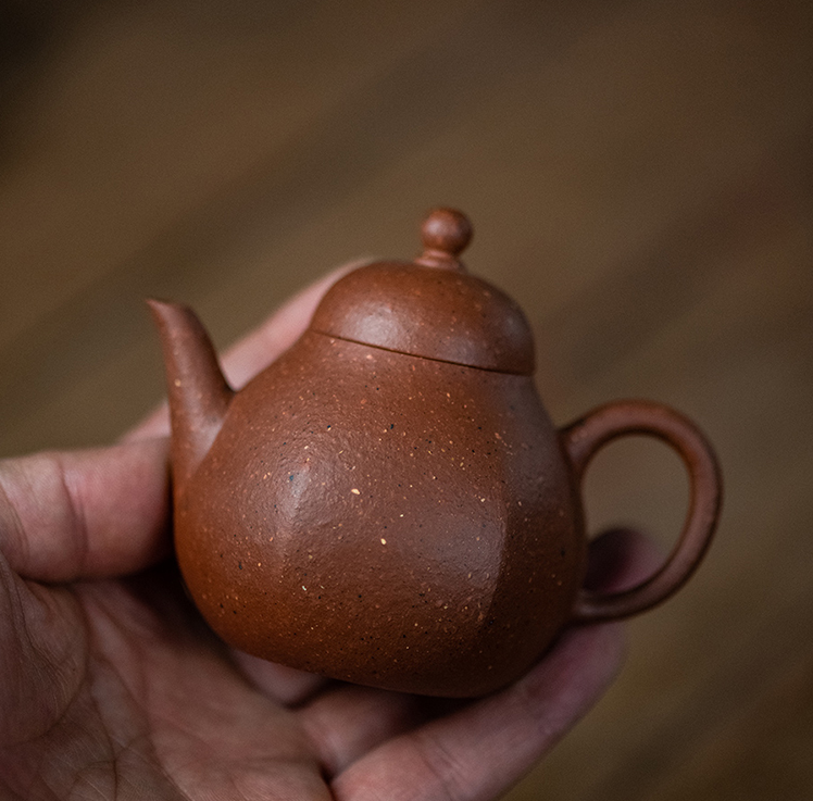 Thumbnail: Yixing Zisha Aged Zhu Clay Mini Pear Teapot (105ml)