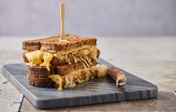 Tosti met zuurkool | €1,25 meeneemlunch