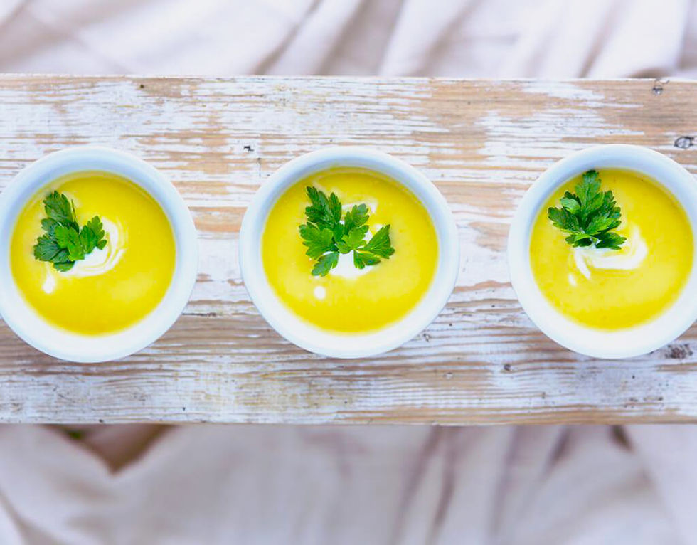 Aspergesoep met verse asperges