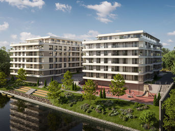 Visualisierung moderner Wohngebäude mit Balkonen in grüner Umgebung am Flussufer, umgeben von Gartenanlagen, Bäumen und blauem Himmel.