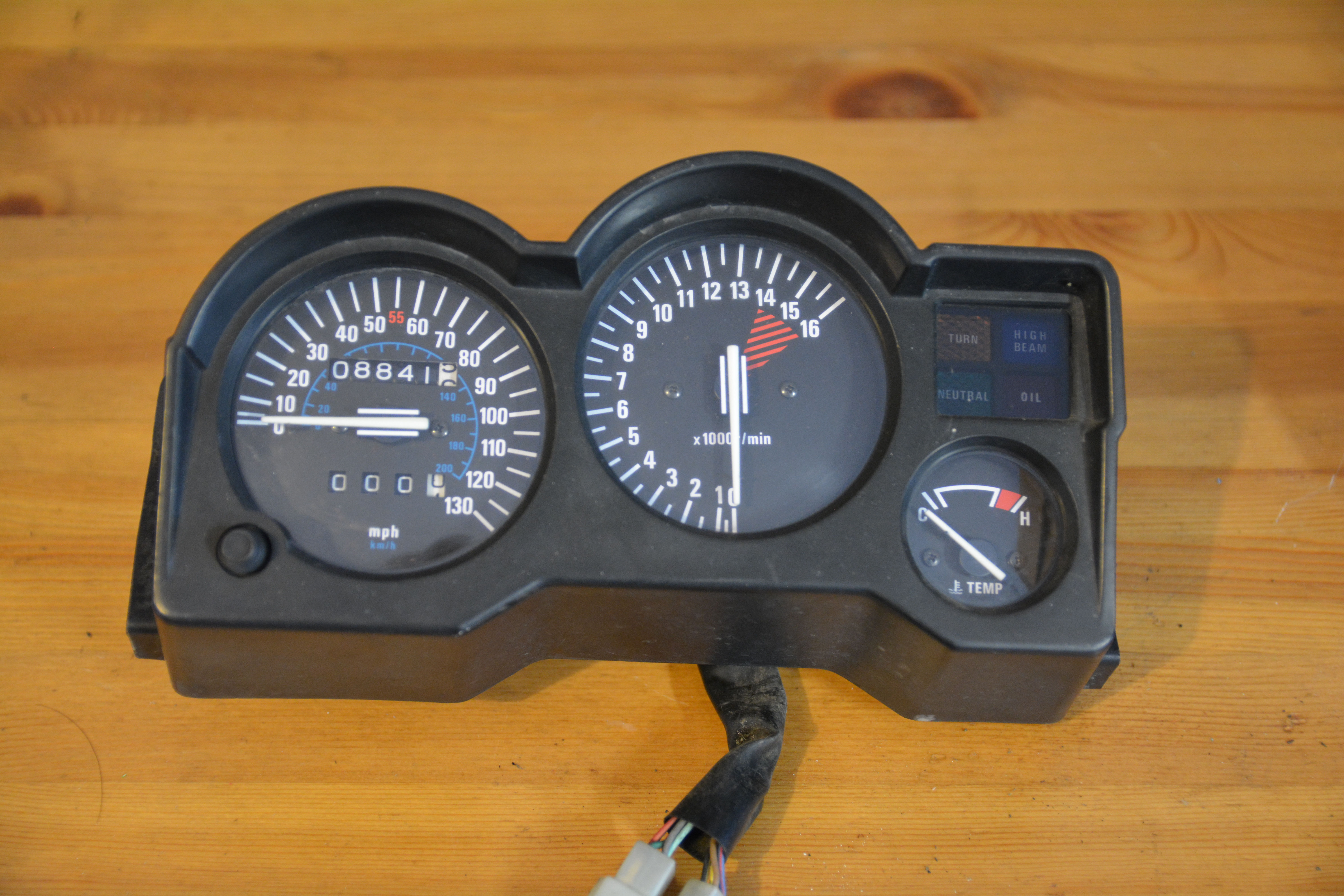 Ninja 250 Meter, 8,841 miles