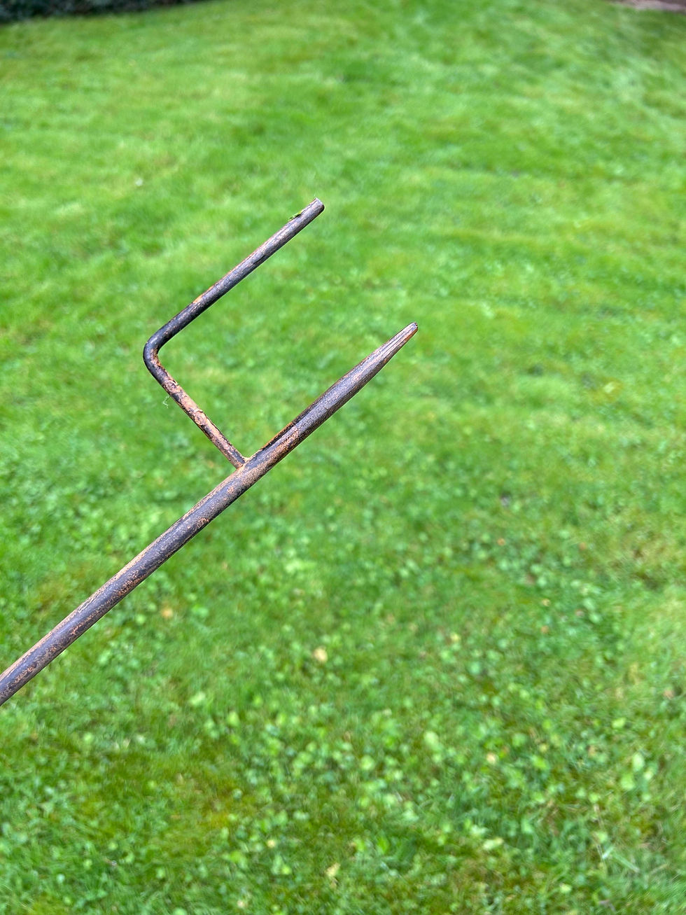 Thumbnail: Cute Robin Garden Stake