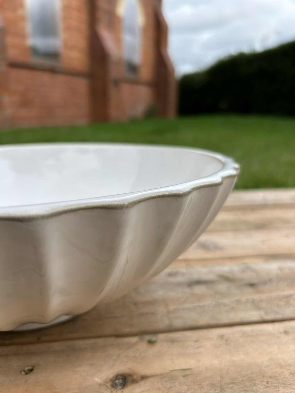 Thumbnail: White Ribbed Fruit Bowl