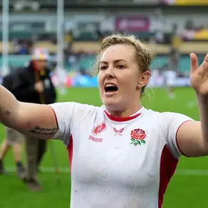 England stay on course for Six Nations Grand Slam after Italy rout