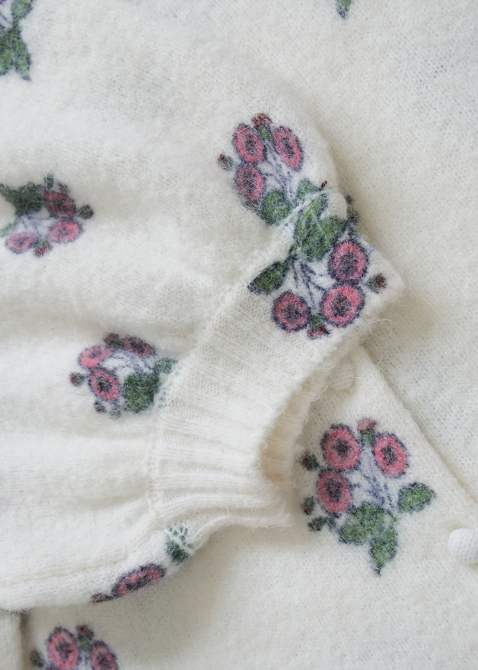 Thumbnail: Boden Printed Puff Sleeve Cardigan | M