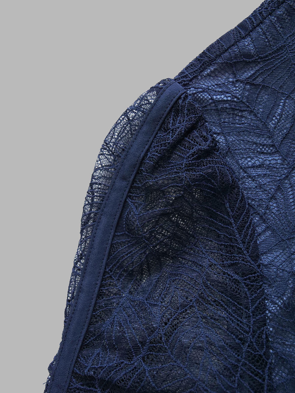 Thumbnail: Reiss Willo Lace Dress | UK 6