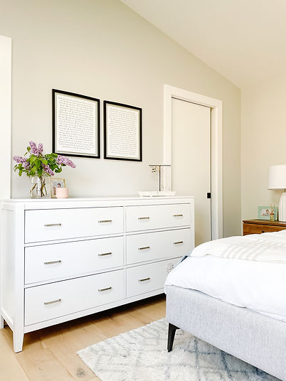 light-neutral-bedroom-design.jpeg