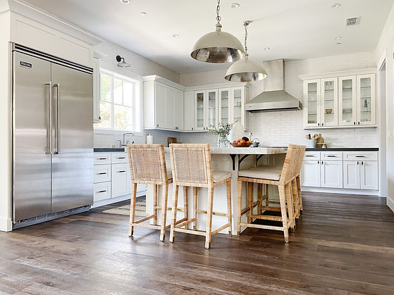 transitional-coastal-kitchen.jpeg