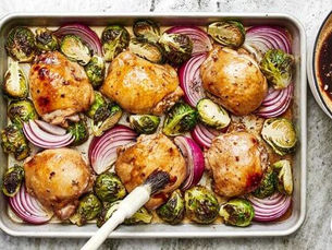 FRANGO BALSÂMICO E COUVE DE BRUXELAS