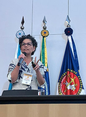 Servidora se apresenta em evento no TJMA