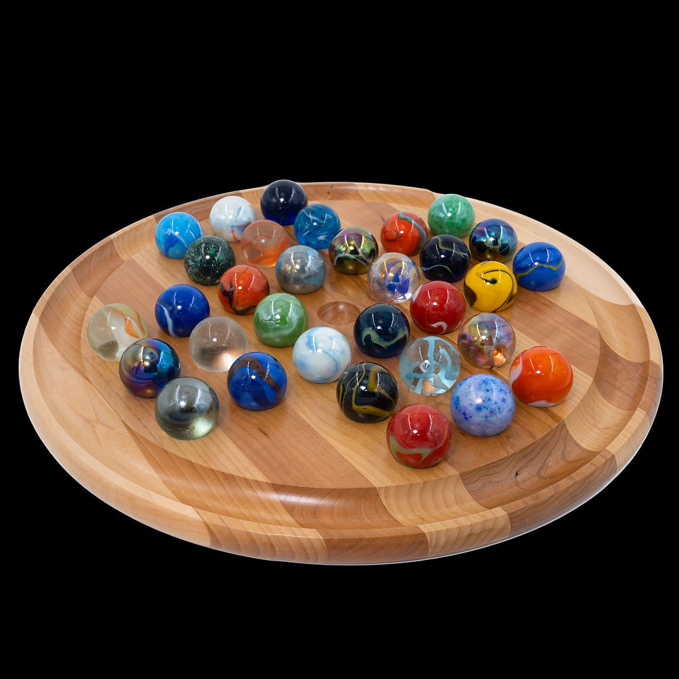 Thumbnail: 16" Colossal Solitaire  32 hole version (English)