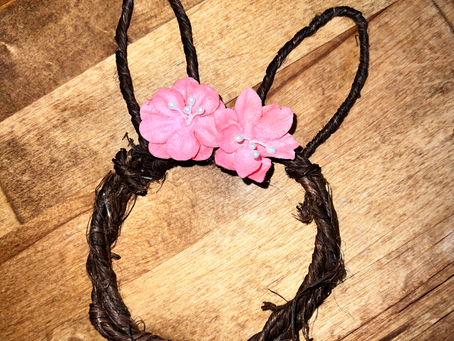 Floral Wire Easter Bunny