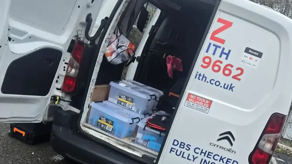 AMZ Locksmith van outside residential property during locksmith job in Shepherd’s Bush, Maida Vale and Ladbroke Grove