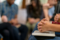08_group-Bible-study