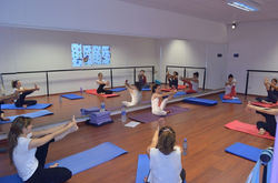 CLASE ABIERTA DE YOGA HATHA