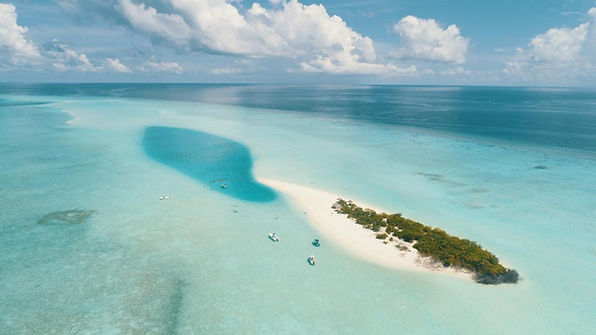 Madivaru Kro Sandbank & Lagoon.jpg