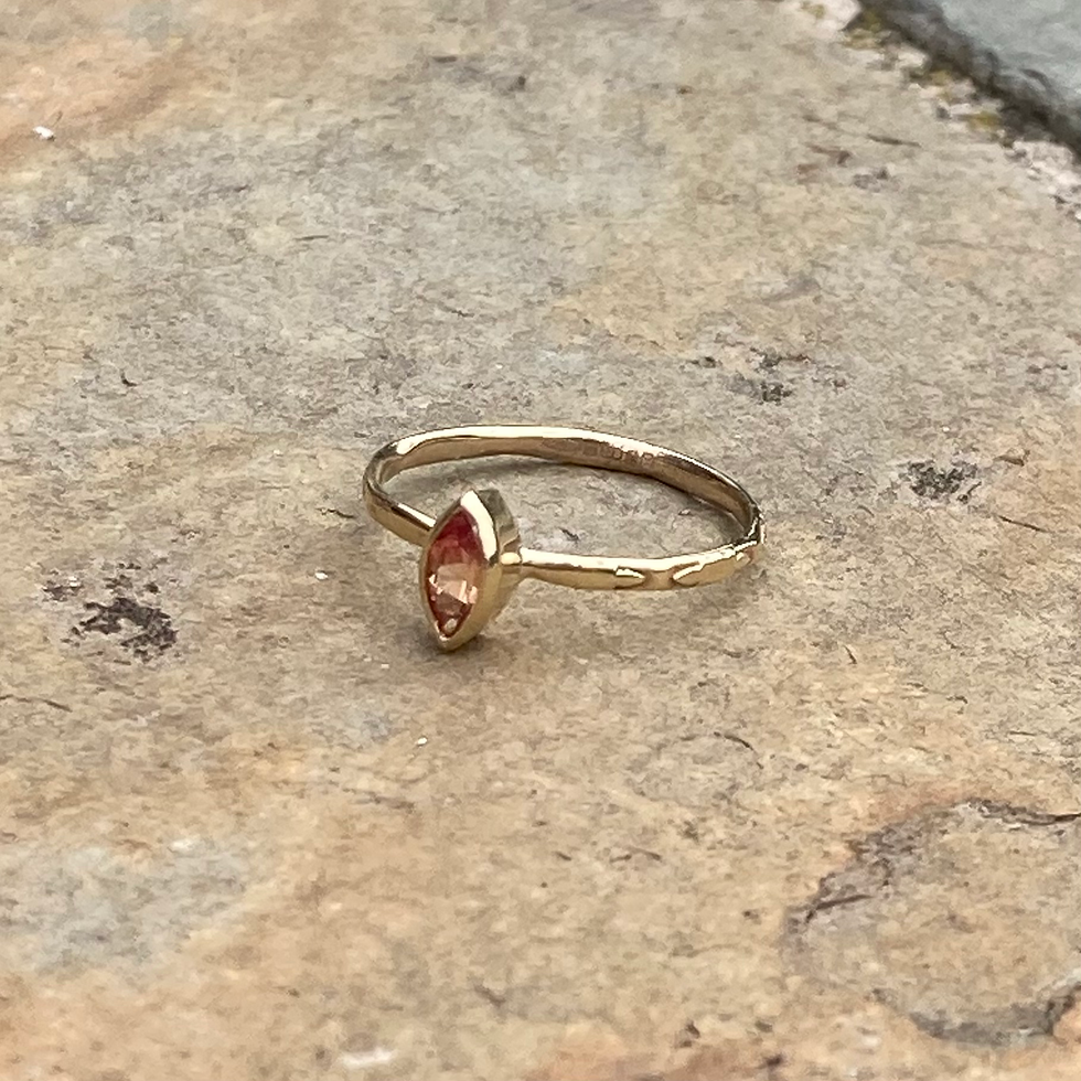 Thumbnail: Sundar ring in 9ct gold with marquise coral sapphire