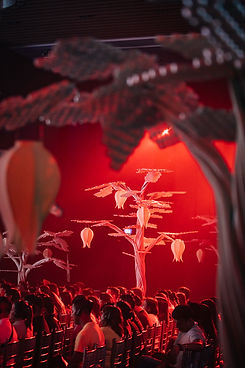 T Vertical BUDX1821.jpg