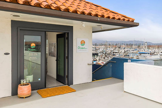 ocean-perinatal-office-entrance-in-ventura