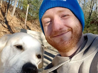 Justin-dog-hiker-for-daily-leash-bio-photo