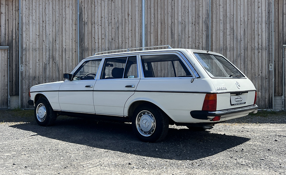 Miniaturbild: Mercedes-Benz 230TE