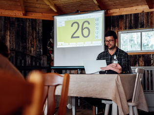 En riktig sommartradition i Idre - Bilbingo på Idre Hembygdsgård