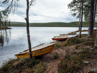 Hyr båt i Idre och upplev naturen