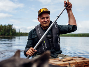 Äventyr i vildmarken med Viktor på Idre Wildtrack