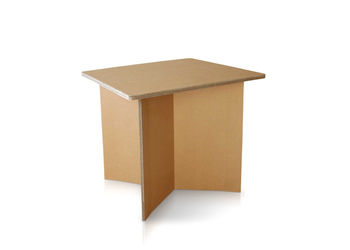 table carree en carton triglav