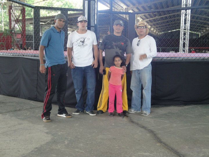 FESTIVAL DE ARTES MARCIALES MIXTAS