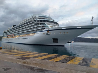 Viking Star:Άλλαξε δρομολόγιο εξαιτίας των σεισμών