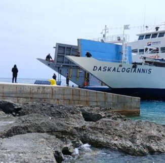 Αυτοψία στη νέα ράμπα για τα πλοία στην Αγία Ρουμέλη