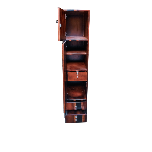 Thumbnail: Vertical Cupboard
