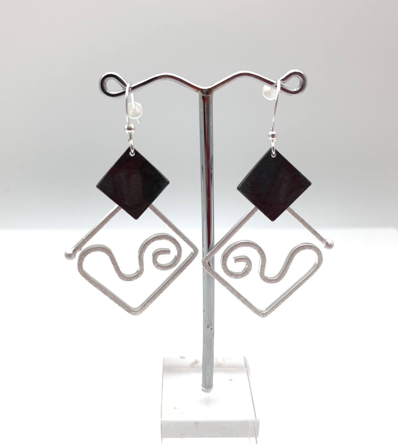 Thumbnail: ES441Silver and Black Origami Swing Earrings