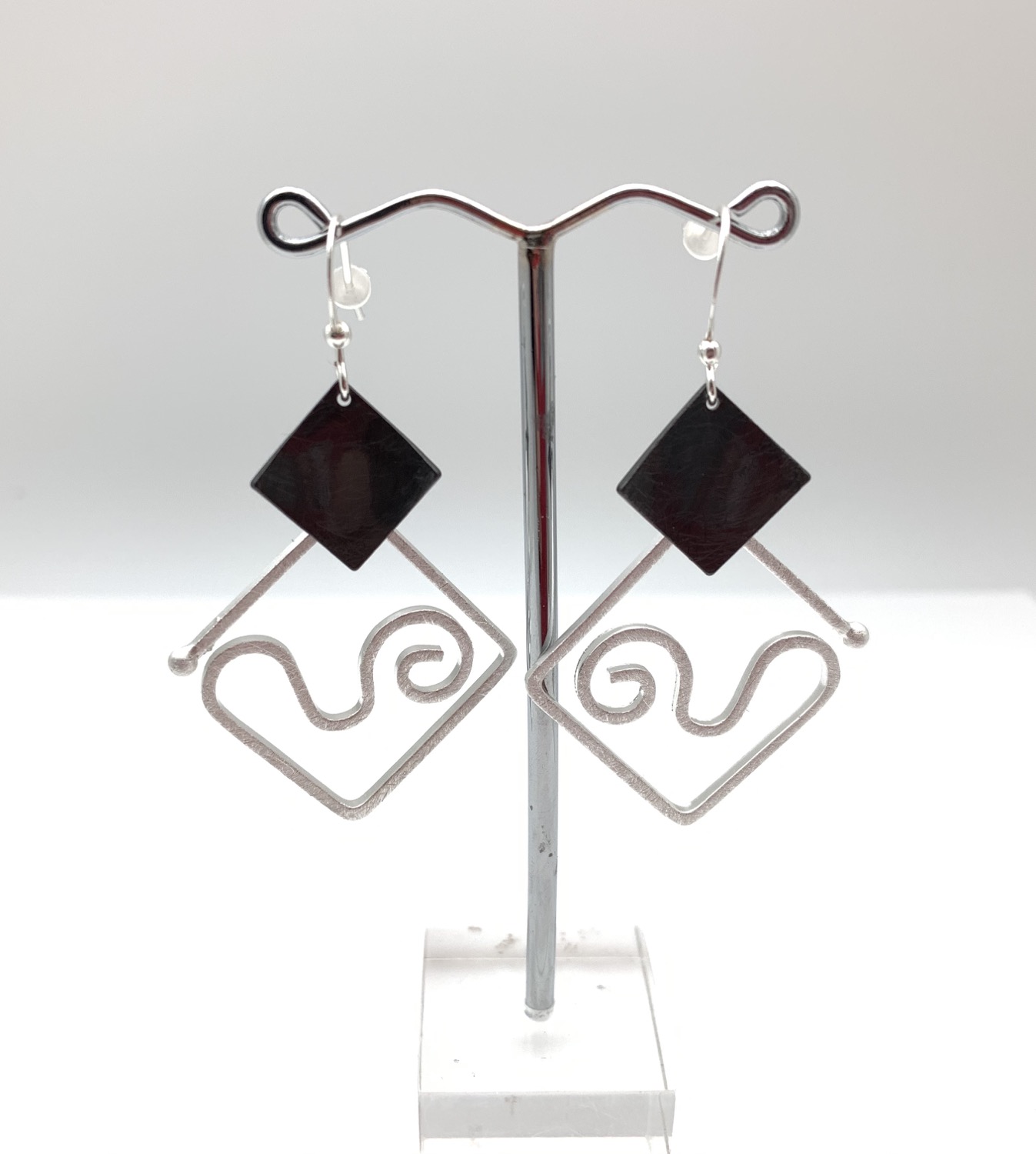 Thumbnail: ES441Silver and Black Origami Swing Earrings