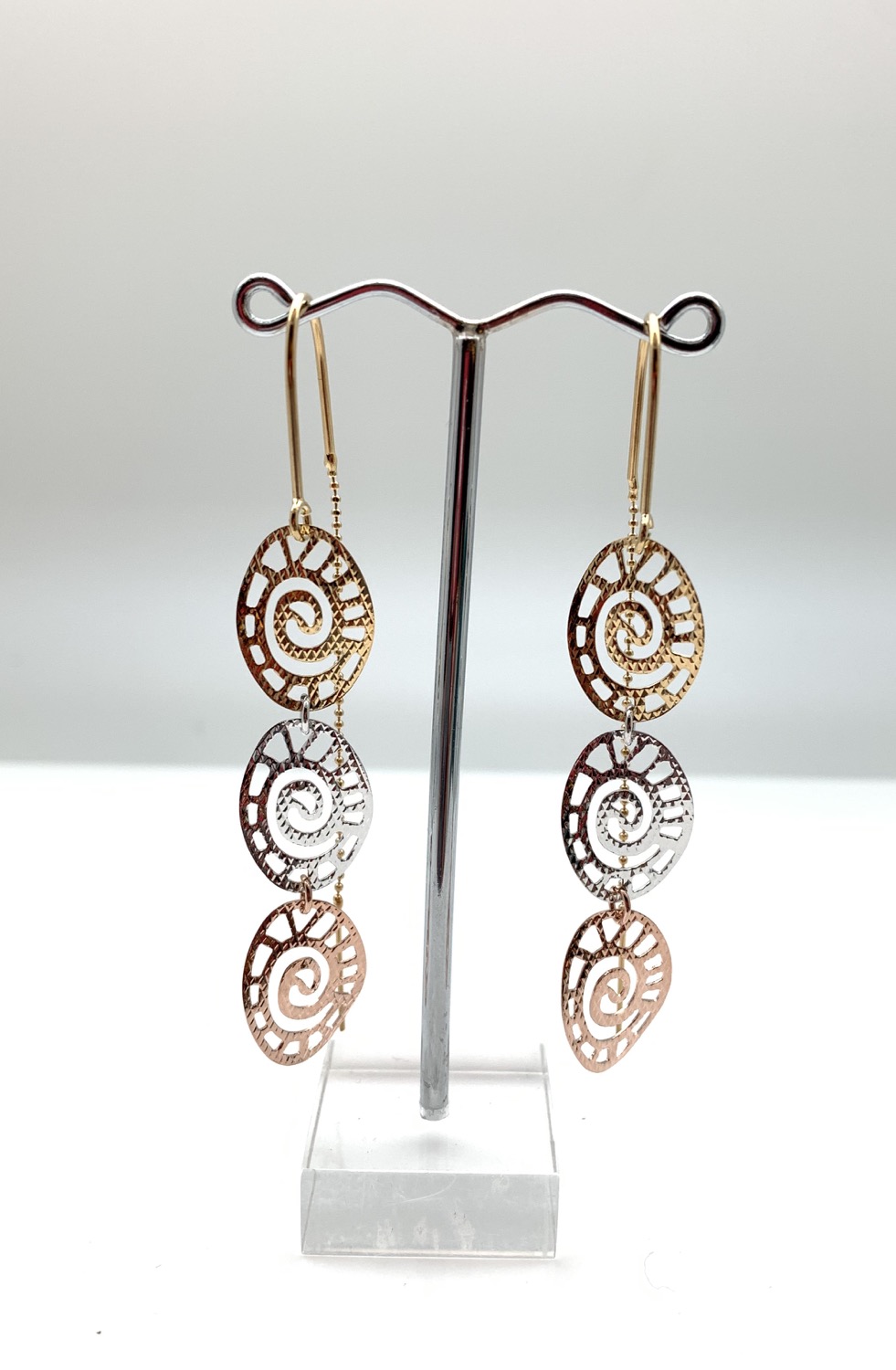 Thumbnail: H128 Tricolor Shell Earrings