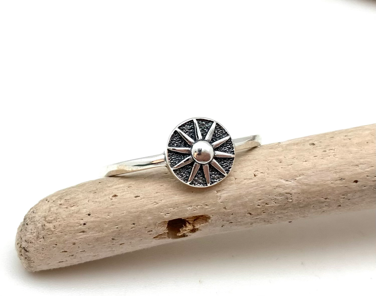Sr91 Silver Sun Ring 7.7mm 4-10