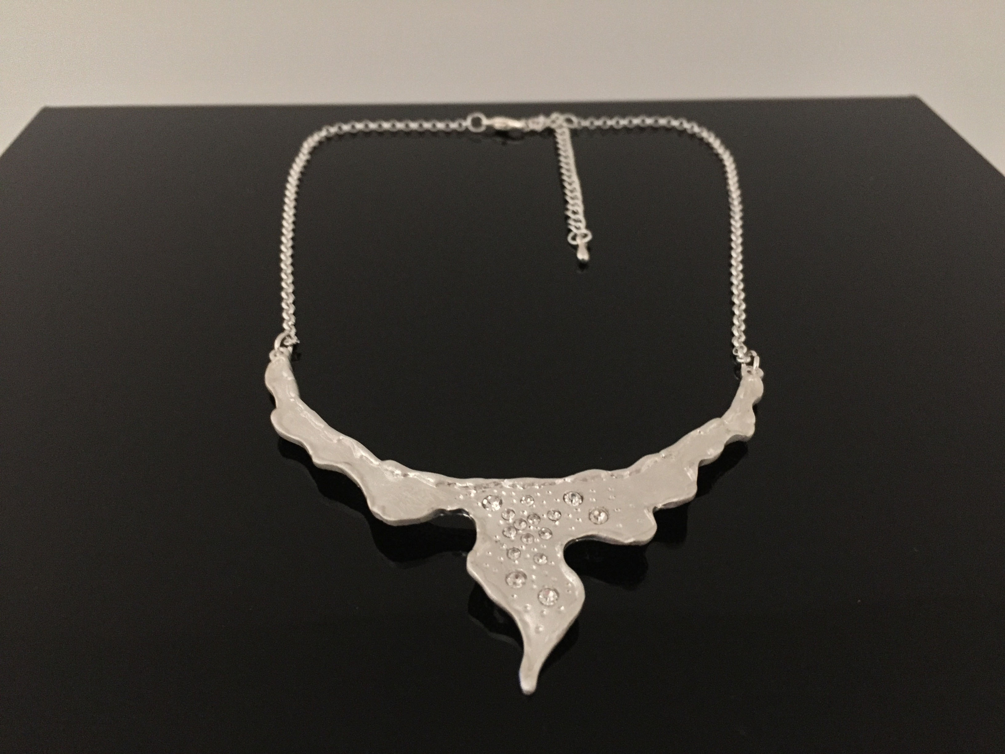 SN6 Silver Modern Abstract Necklace