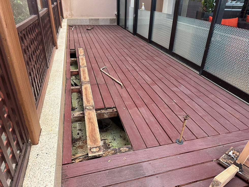 ホテルウッドデッキ張替え工事