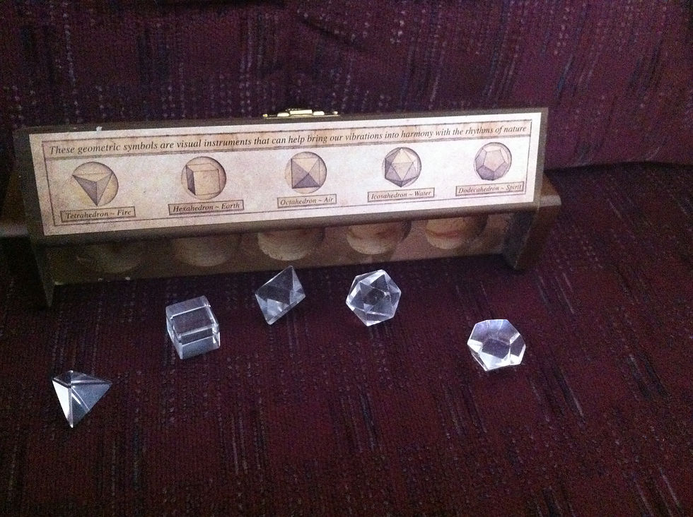Thumbnail: 3D Element Crystals Amethyst or Clear Quartz
