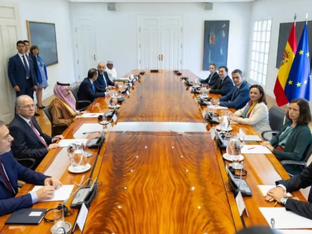 The Joint Arab-Islamic Extraordinary Summit Ministerial Committee Delegation meets with the Spanish Prime Minister.