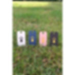 Sifflets HERMINE blancs, bleus, roses et noirs – accessoires élégants pour la sécurité du quotidien.