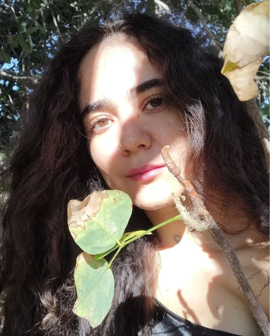 “Antropofagia Caatingueira” - Instagram: @yasmin.formiga
