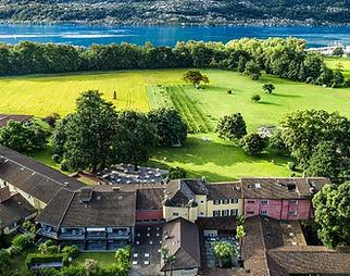 Cura di giardini, parchi e siepi. Chiama Subito per un preventivo dettagliato! Specializzati in realizzazione e Manutenzione Giardini e cura aree verdi. Contattaci.