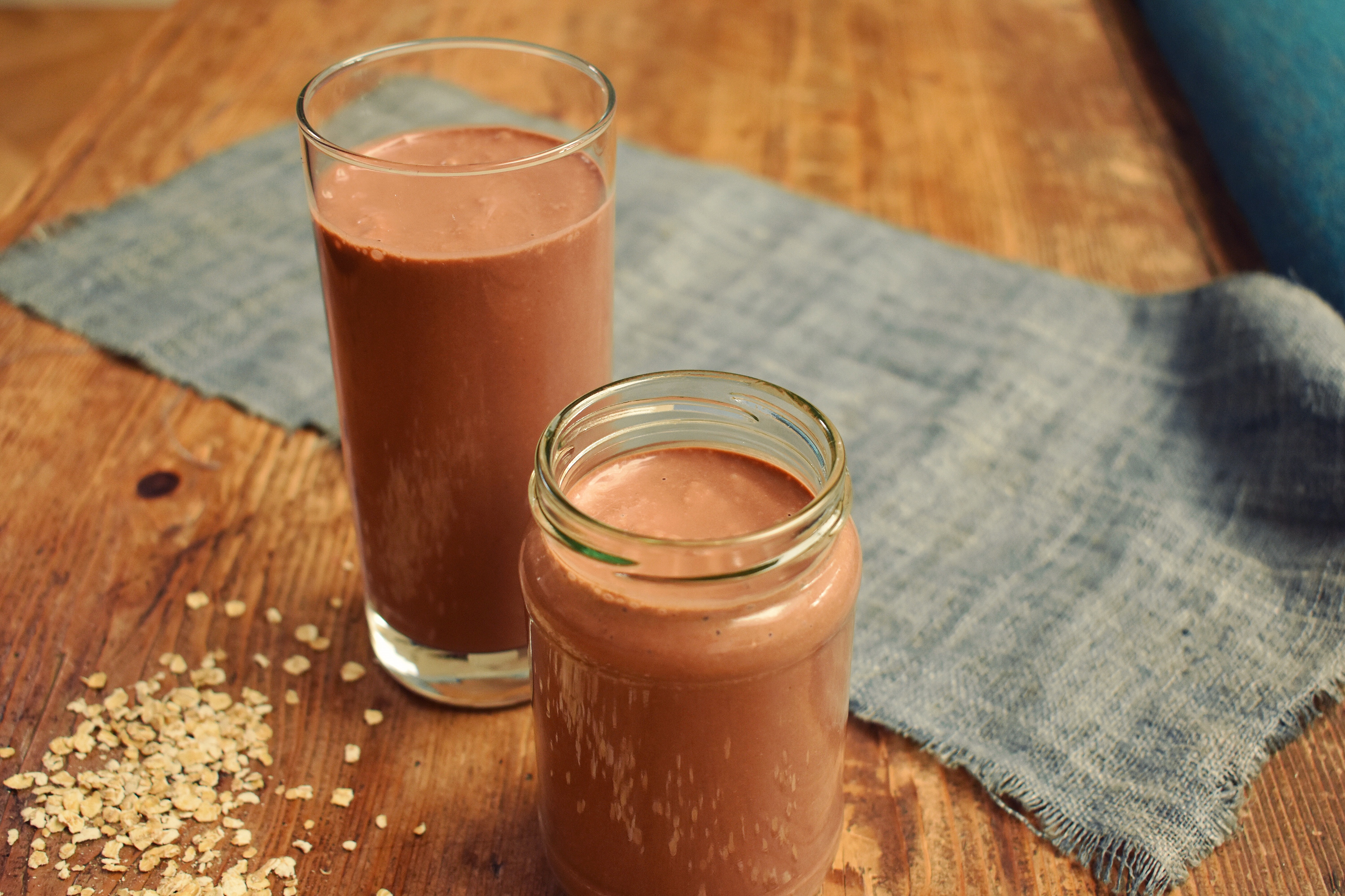 Chocolate & Banana Creamy Smoothie!