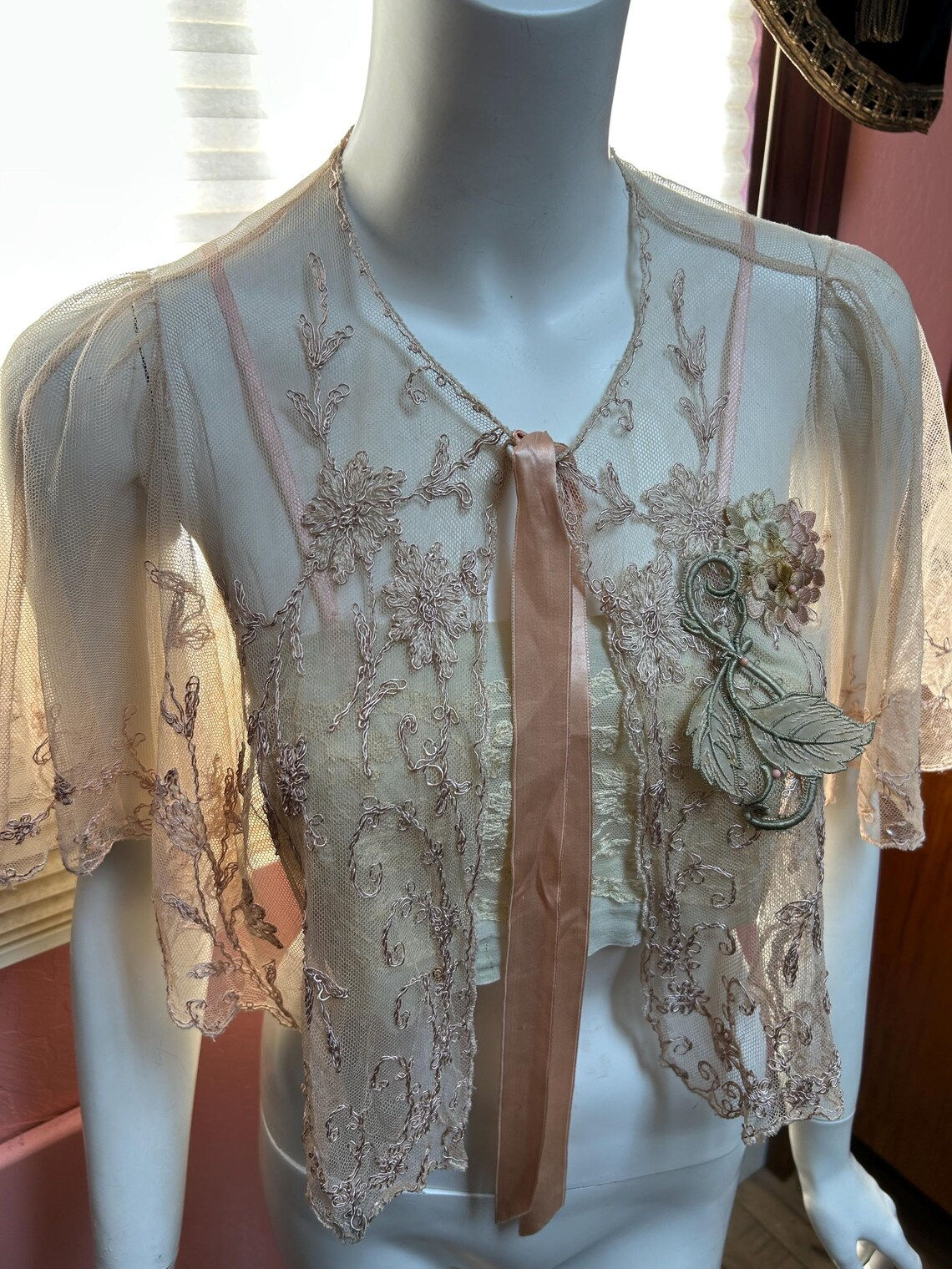 Antique lace 1920’s boudoir bed jacket